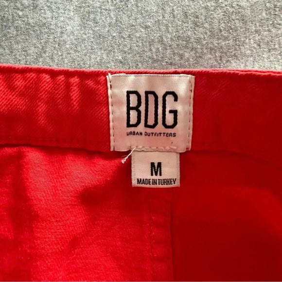 BDG Urban Outfitters Twill Frayed Mini Skirt red size M - Picture 5 of 10